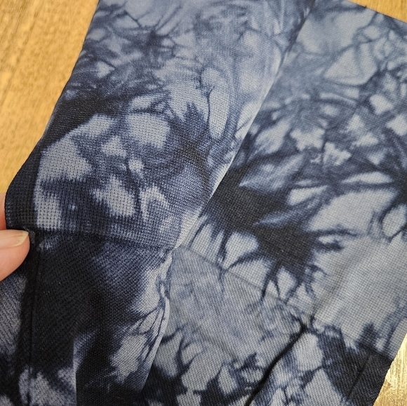 Bagatelle women's medium NWOT blue tie dye leggings. - Picture 4 of 4